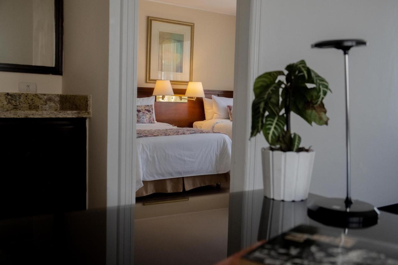 Hotel La Quinta By Wyndham Quito Extérieur photo