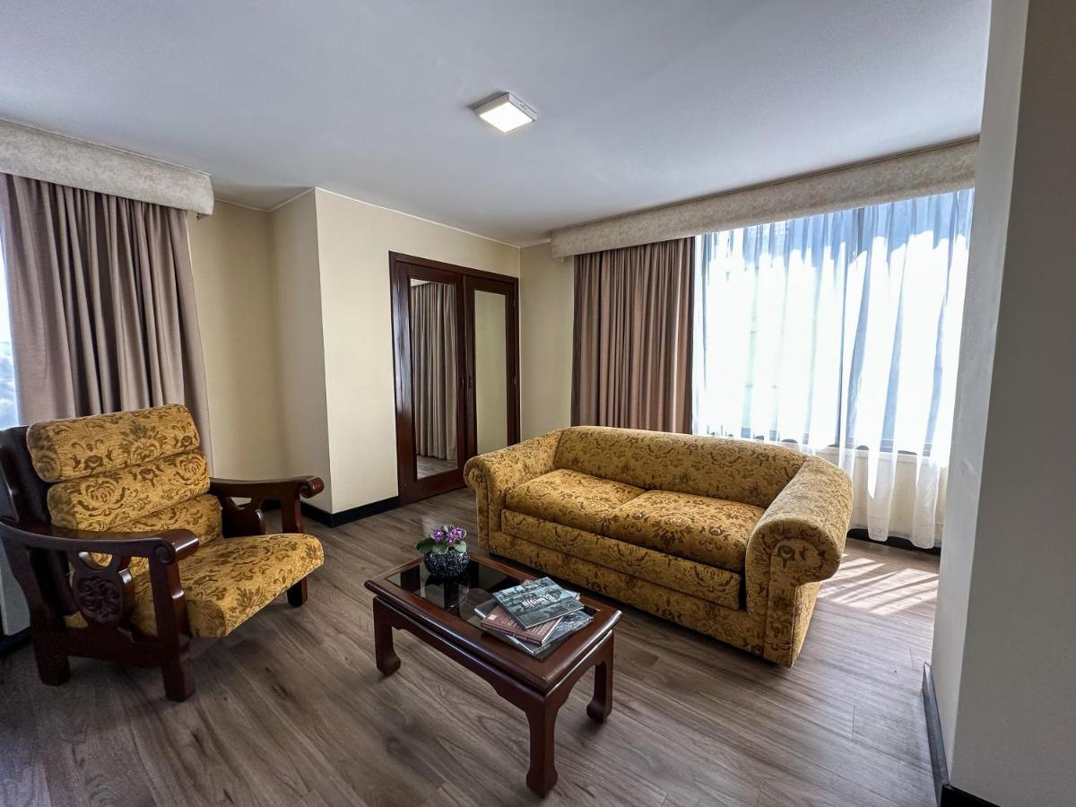 Hotel La Quinta By Wyndham Quito Extérieur photo