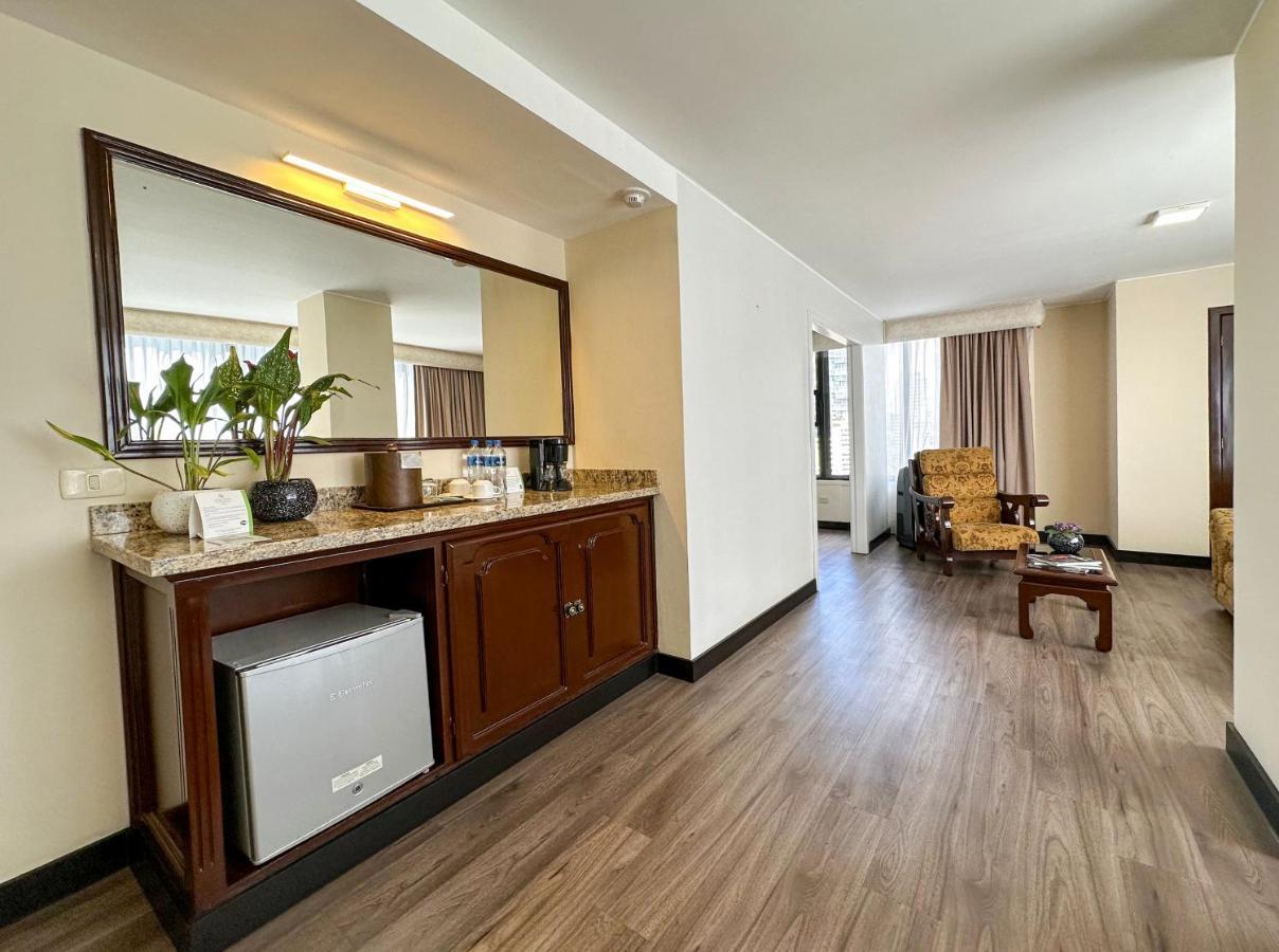 Hotel La Quinta By Wyndham Quito Extérieur photo