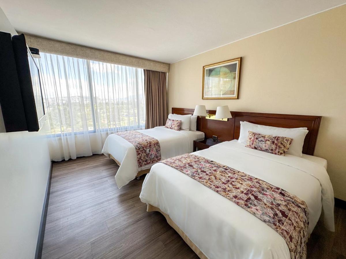 Hotel La Quinta By Wyndham Quito Extérieur photo